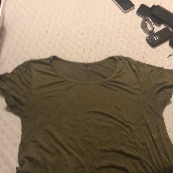 Lularoe too, great with leggings! - Picture 1 of 3